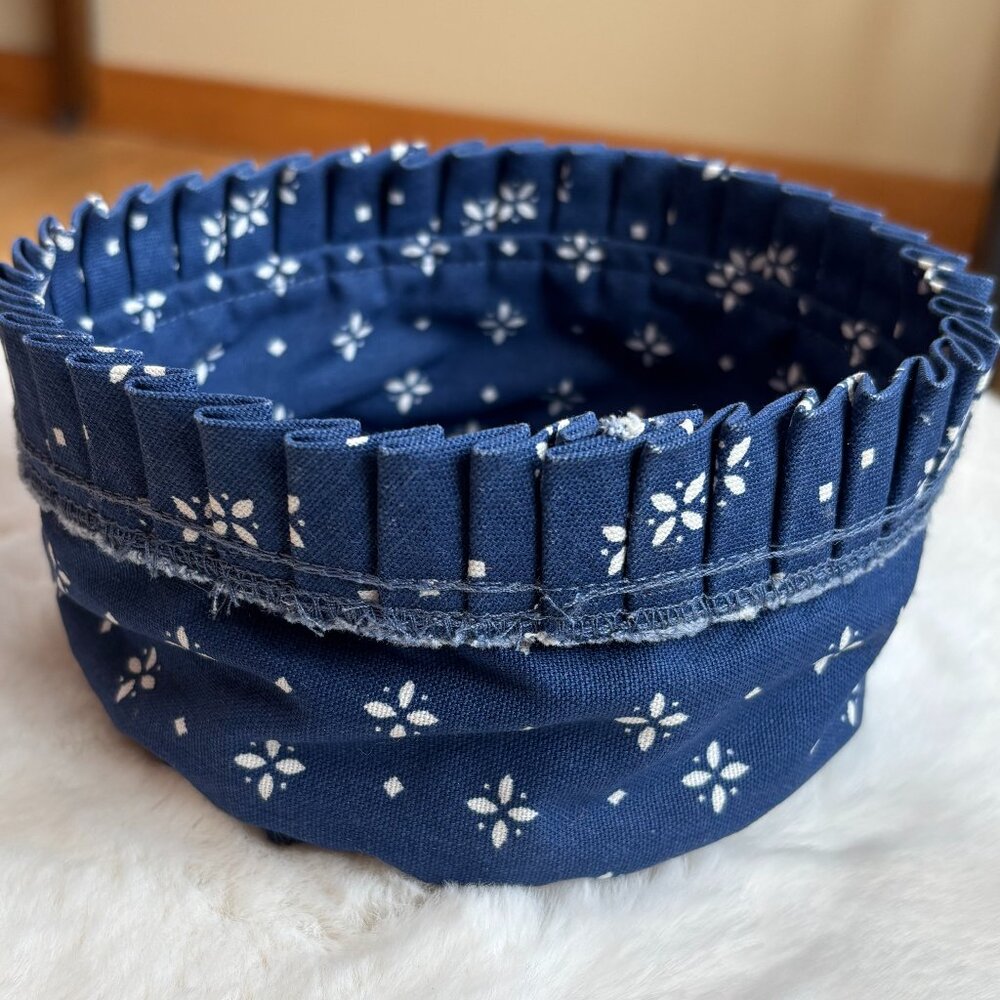 Longaberger Vintage Classic Brown Button Basket W/Plastic Protector & Blue Liner - Picture 12 of 16